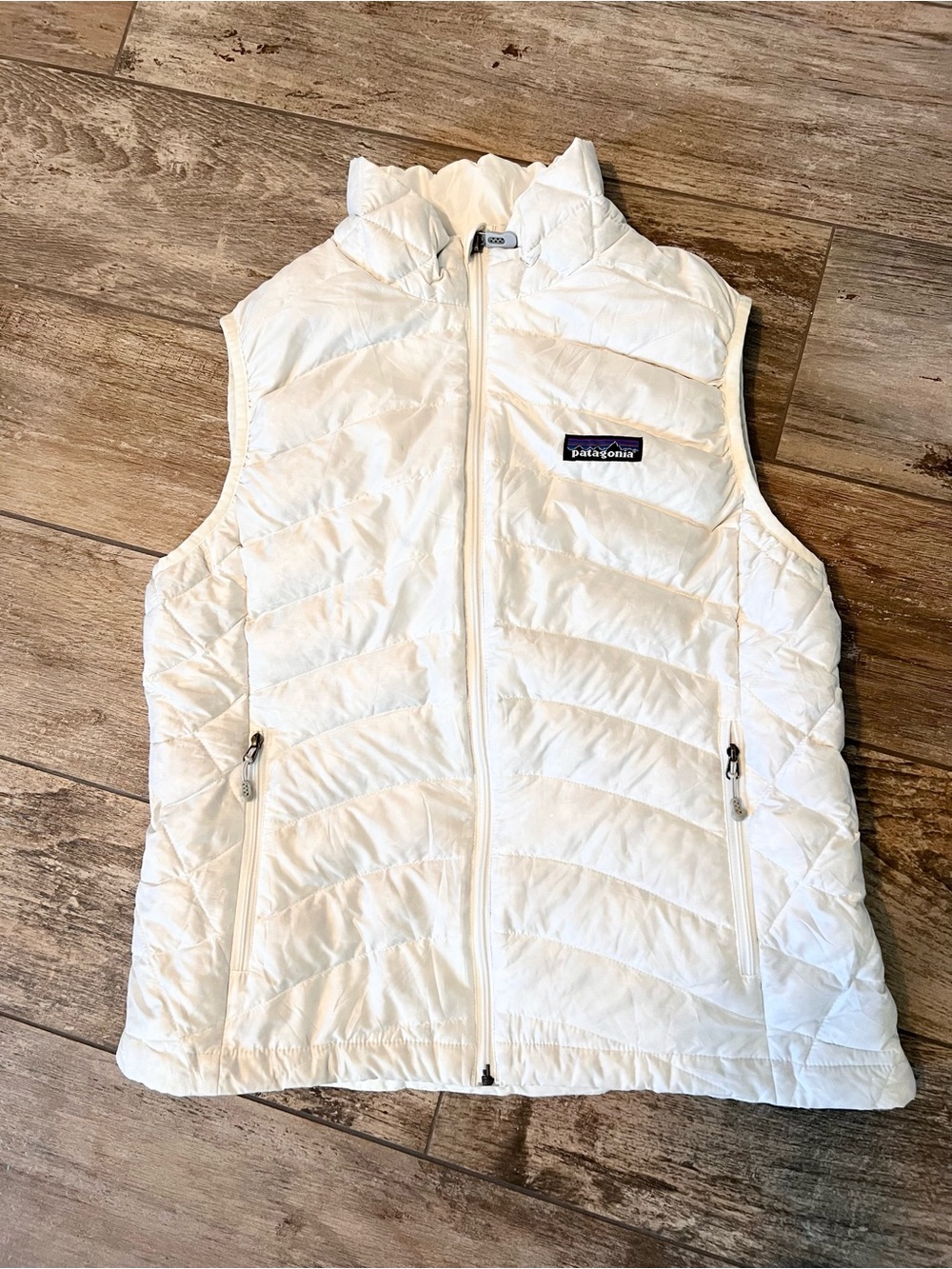 Patagonia Nano Puff Vest, White & Light Gray, Women’s Size Medium, LIKE NEW